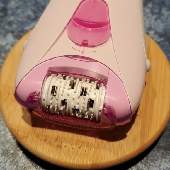 Braun Silk Epil - Soft Perfection 5318- Epilator- Hair removal- Disinfec… - Picture 8 of 8